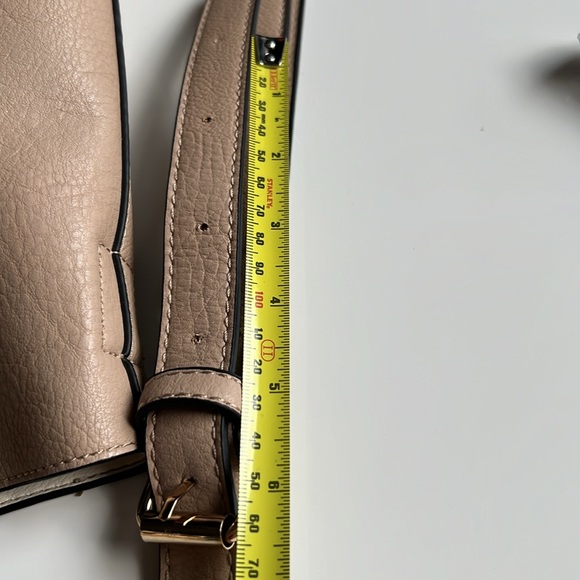 Bag in a bag removable strap, Vegan leather - Picture 9 of 10